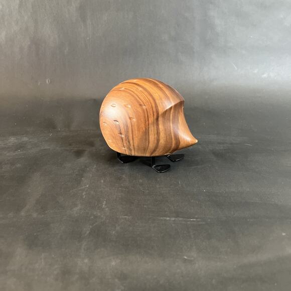 Vintage Wooden Hedgehog Figurine 6 x 5 Metal Feet Forest Animal Decor - Picture 2 of 10